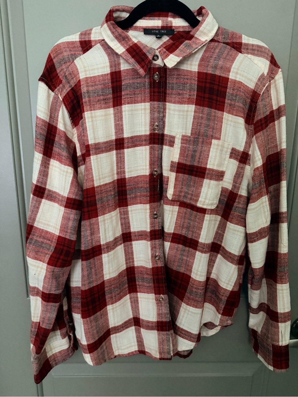 Love Tree Women’s Red & White Plaid Flannel Button-Down Shirt size Large NEW